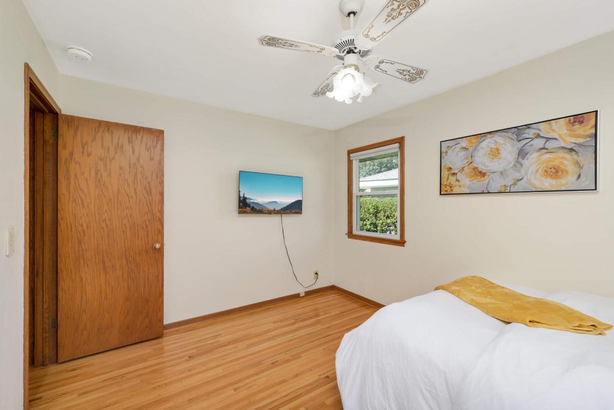 Cottage Grove Haven, Spacious 4-Bed, 3 Baths Retreat المظهر الخارجي الصورة