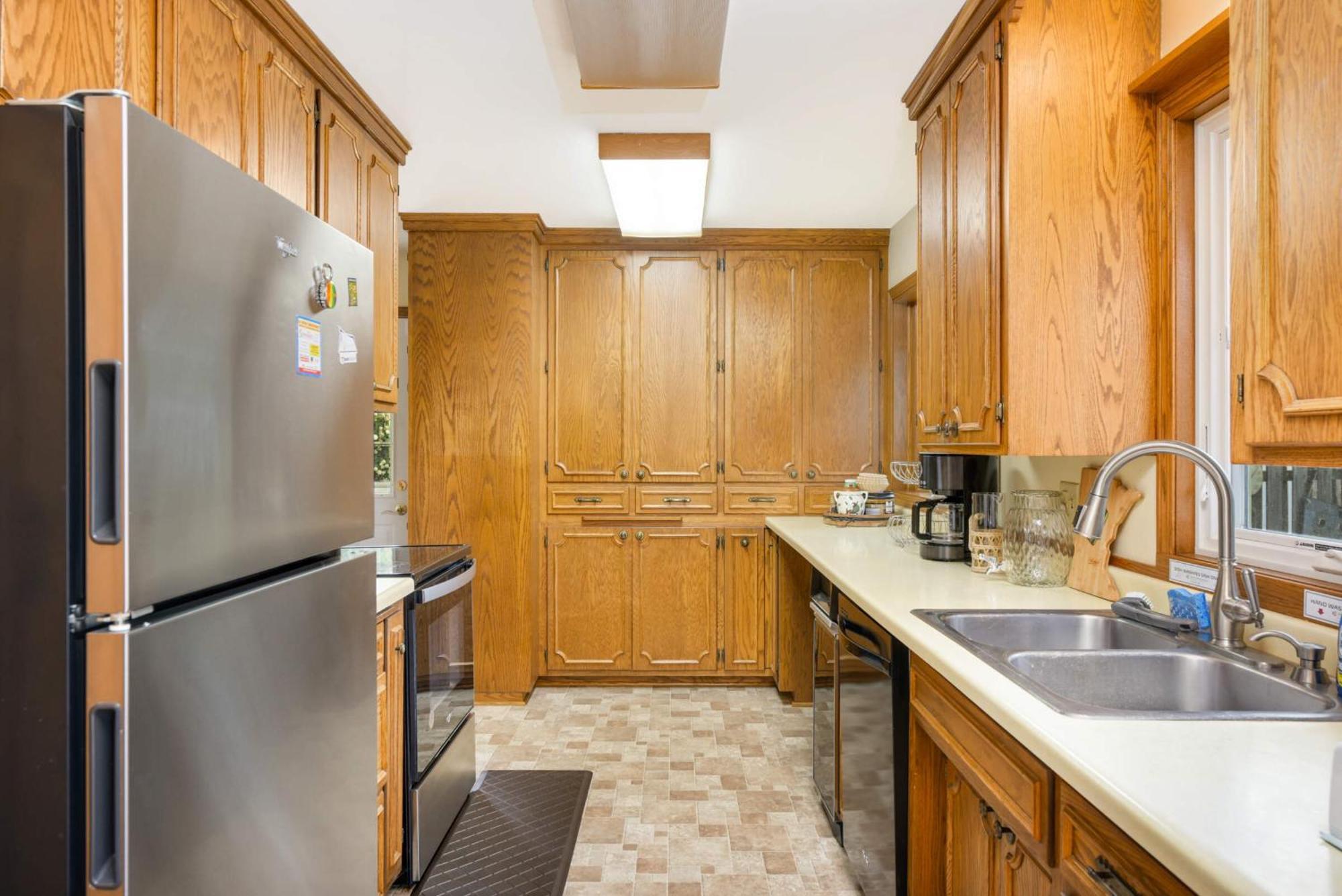 Cottage Grove Haven, Spacious 4-Bed, 3 Baths Retreat المظهر الخارجي الصورة